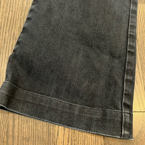 Banana Republic flare jeans - Picture 2 of 9